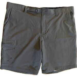 Realtree Fishing XL Mens Cargo Hybrid Performance Shorts Gray‎ Stretch Belt